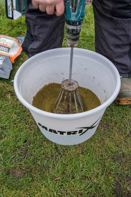 Matrix 17l groundbait bucket lid - imagine 8
