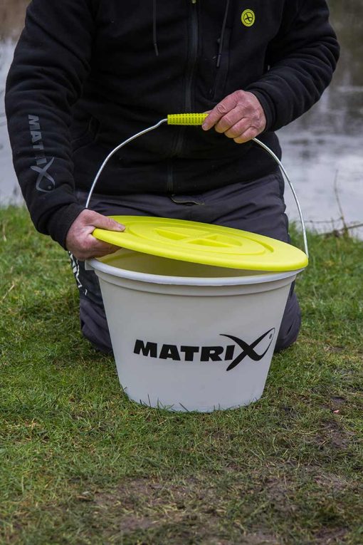 Matrix 17l groundbait bucket lid - imagine 4